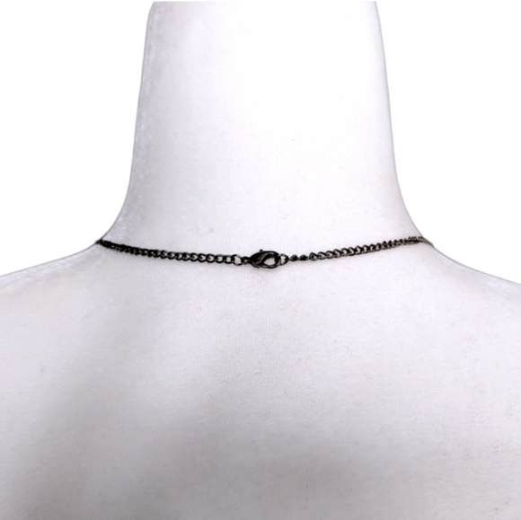 Long Geode Pendant Unbranded Black Metallic Chain Statement Necklace - Picture 7 of 8